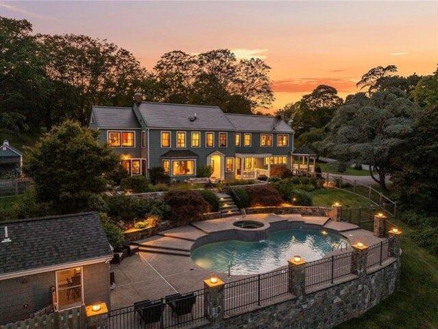 House for sale in Warwick, Rhode Island