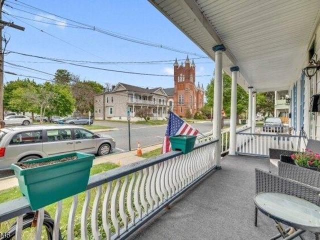 House for sale in Washington, New Jersey