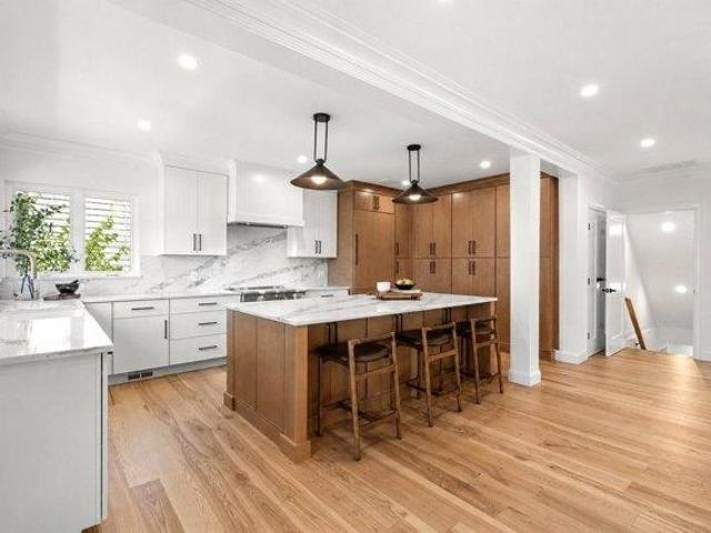 House for sale in Watertown, Middlesex County