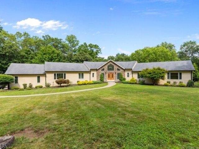 House for sale in Passaic, New Jersey
