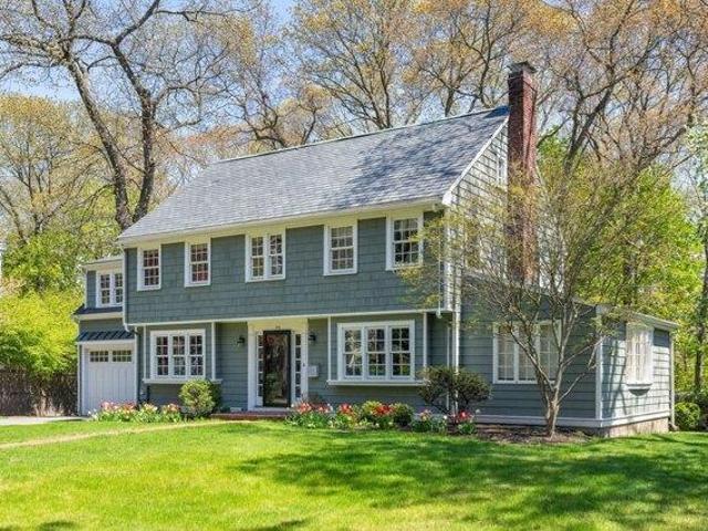 House for sale in Wellesley Lower Falls, Wellesley