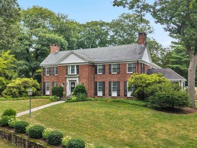 House for sale in Linden Street, Wellesley