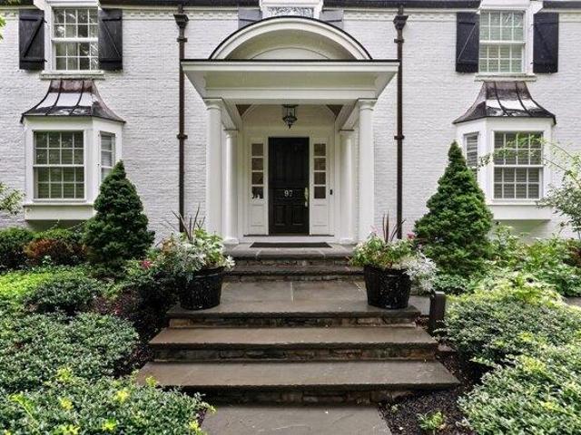 House for sale in Cliff Estates, Wellesley