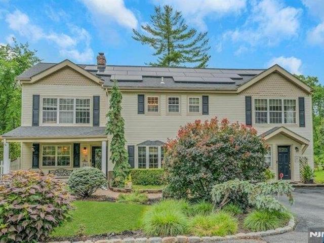 House for sale in Passaic, New Jersey