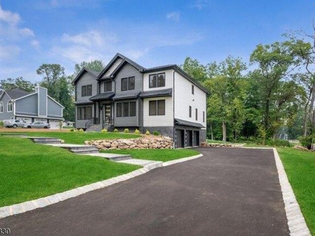 House for sale in Passaic, New Jersey