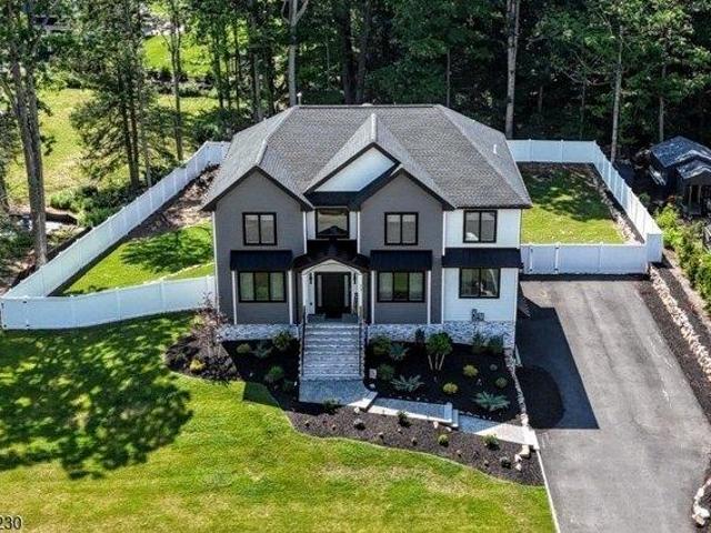 House for sale in Passaic, New Jersey