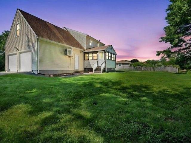 House for sale in Hampden, Massachusetts