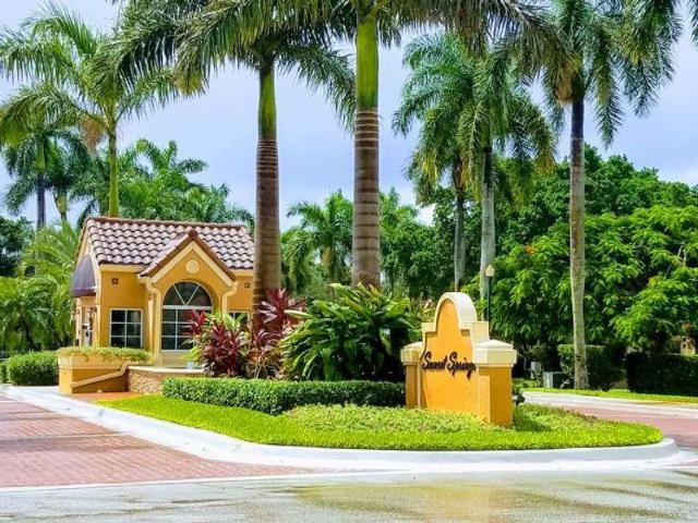 House for sale in Weston, Florida
