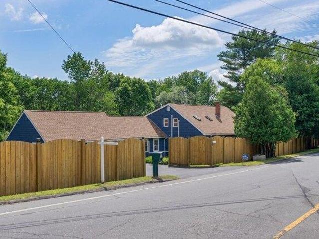 House for sale in Winthrop, Maine