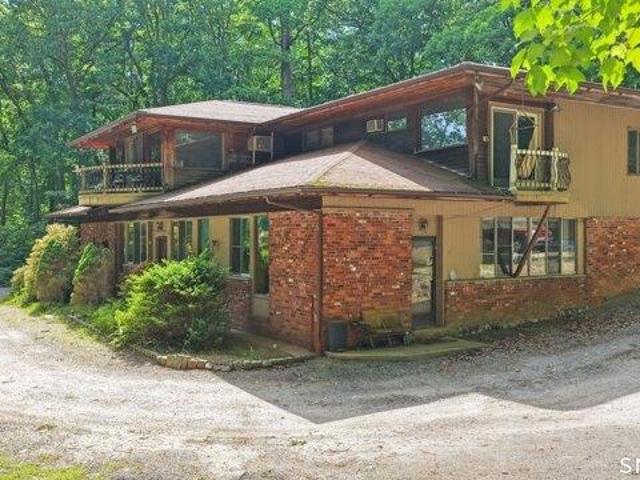 House for sale in Woodbridge, Connecticut