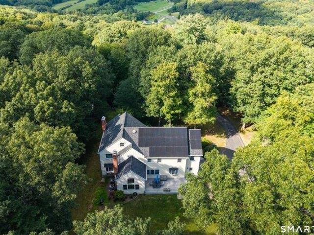 House for sale in Woodbridge, South Central Connecticut Planning Region