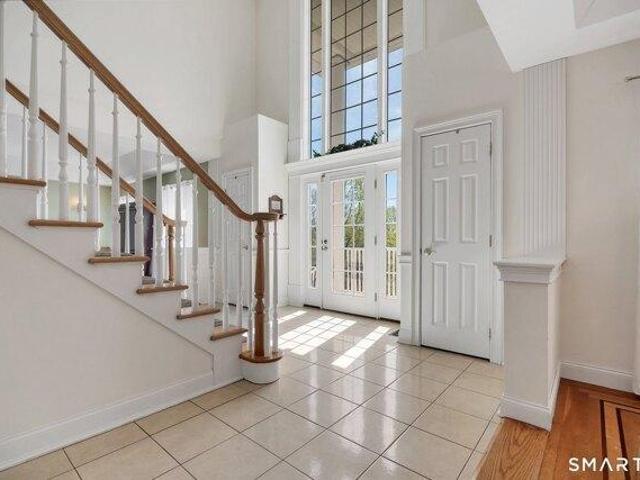 House for sale in Woodbury, Connecticut