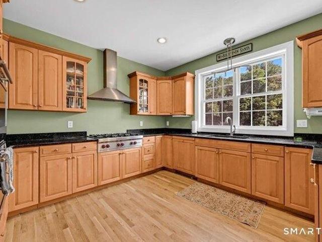 House for sale in Woodbury, Connecticut