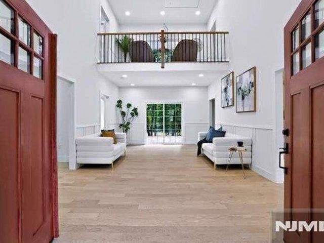 House for sale in Woodcliff Lake, Bergen County