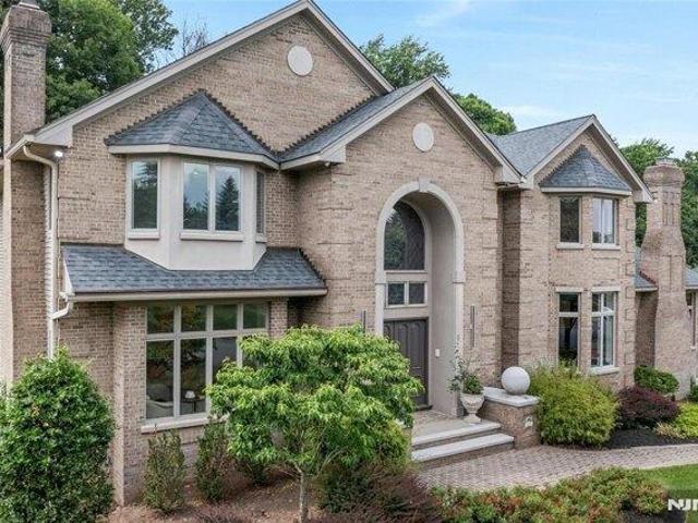 House for sale in Wyckoff, New Jersey