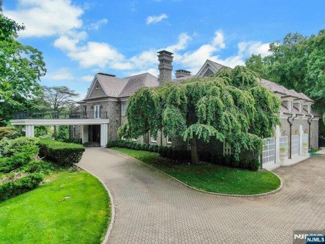 House for sale in Alpine, New Jersey