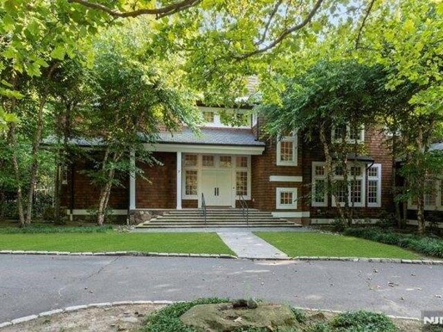 House for sale in Alpine, New Jersey