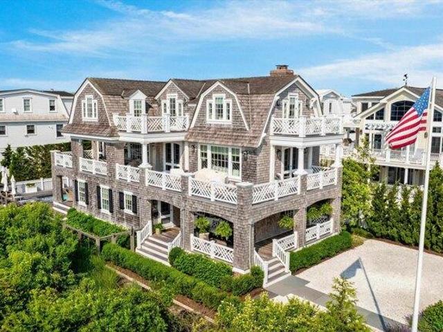 House for sale in Avalon, New Jersey