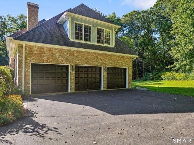 House for sale in Avon, Connecticut