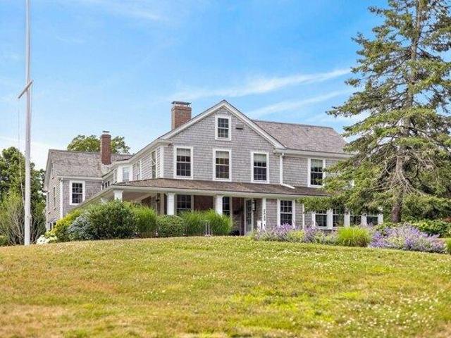House for sale in Barnstable