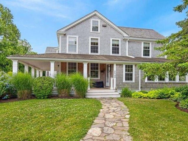 House for sale in Barnstable