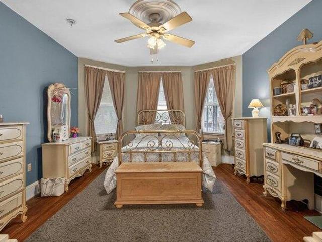 House for sale in Hudson, New Jersey