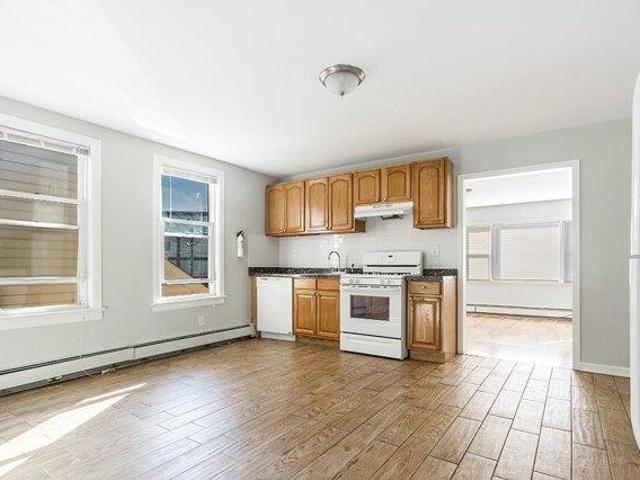 House for sale in Hudson, New Jersey