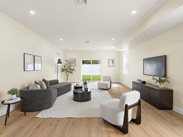 House for sale in Hudson, New Jersey