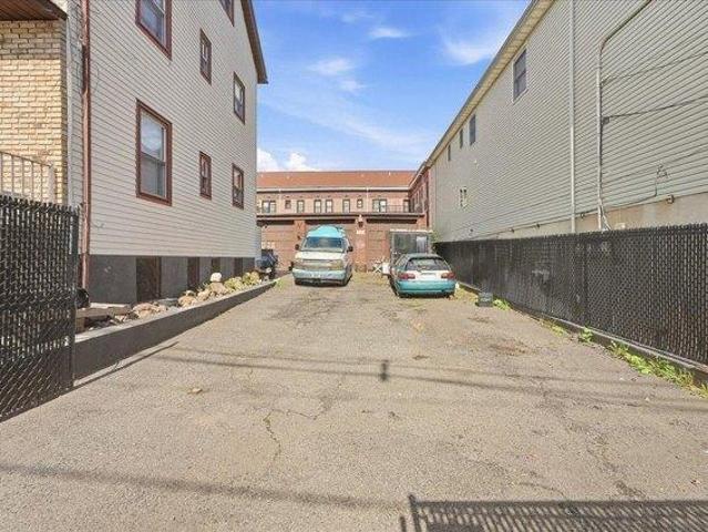 House for sale in Hudson, New Jersey