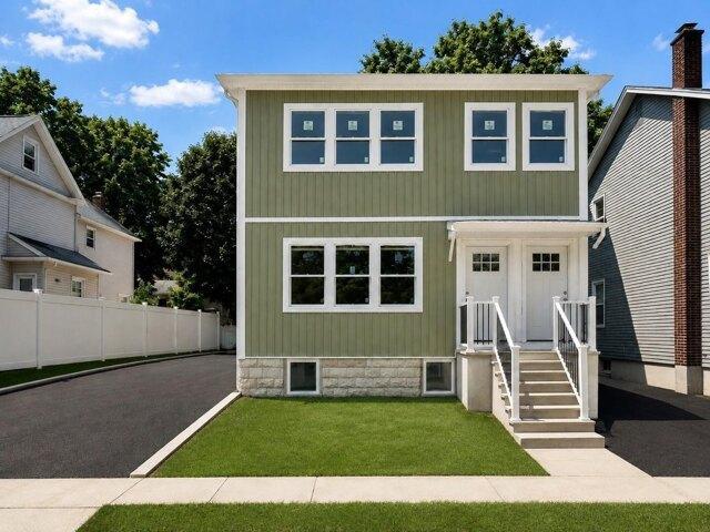 House for sale in Belleville, Essex County
