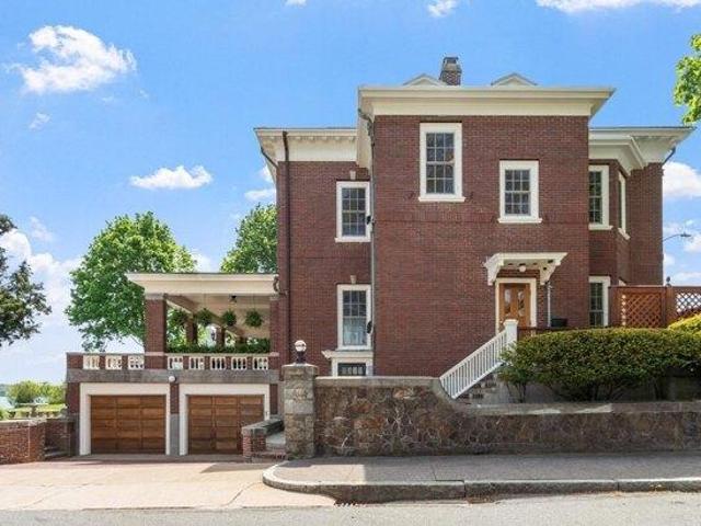 House for sale in Beverly, Massachusetts