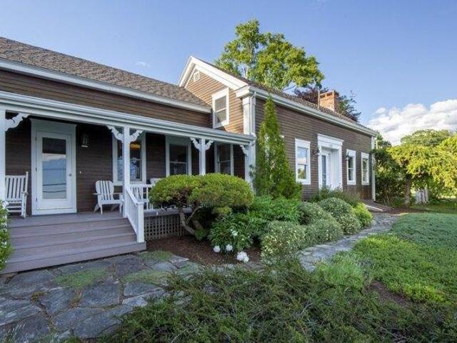 House for sale in Boothbay Harbor, Maine