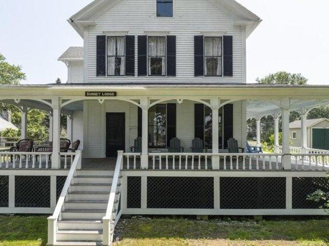 House for sale in Boothbay, Maine
