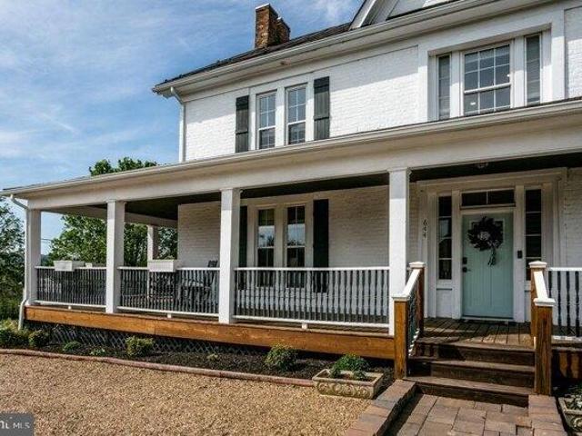 House for sale in Broadway, Virginia