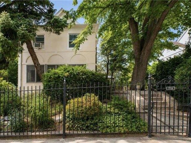 House for sale in Arverne, New York