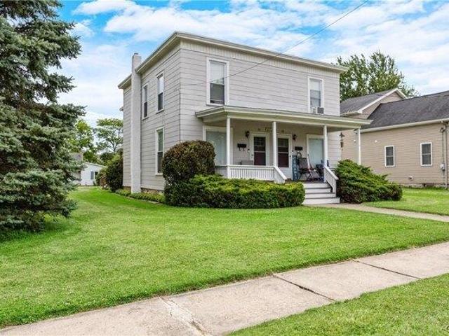 House for sale in Canastota, New York