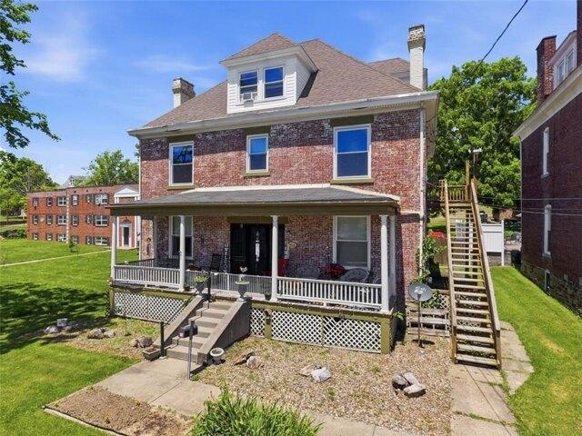 House for sale in Canonsburg, Pennsylvania