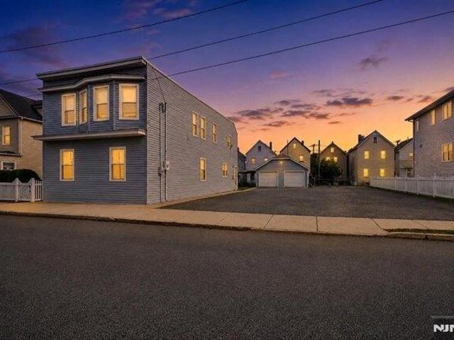 House for sale in Passaic, New Jersey