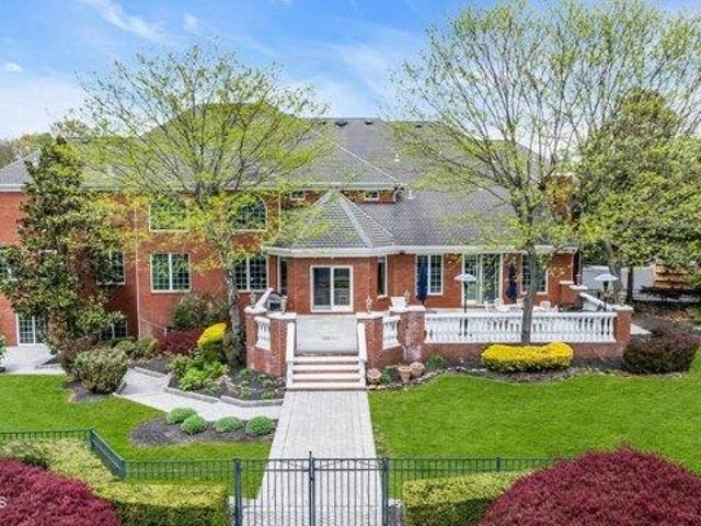 House for sale in Monmouth, New Jersey