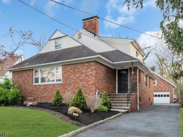 House for sale in Cranford, New Jersey
