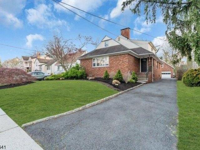 House for sale in Cranford, New Jersey