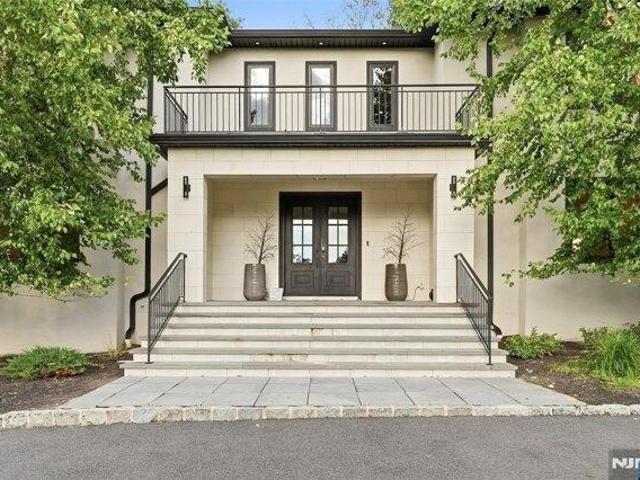 House for sale in Cresskill, Bergen County
