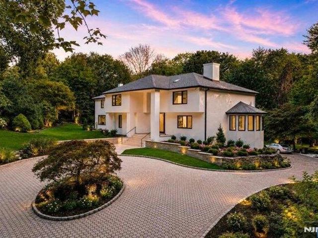 House for sale in Cresskill, Bergen County