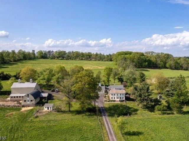 House for sale in Delaware, New Jersey