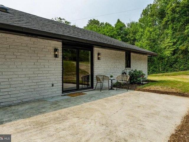 House for sale in Stevens, Pennsylvania