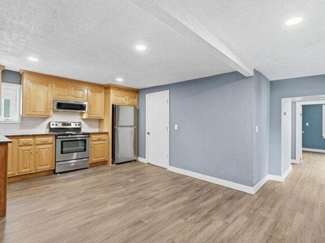 House for sale in Dudley, Massachusetts