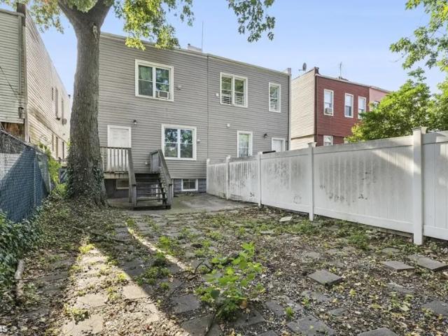 House for sale in Arverne, New York