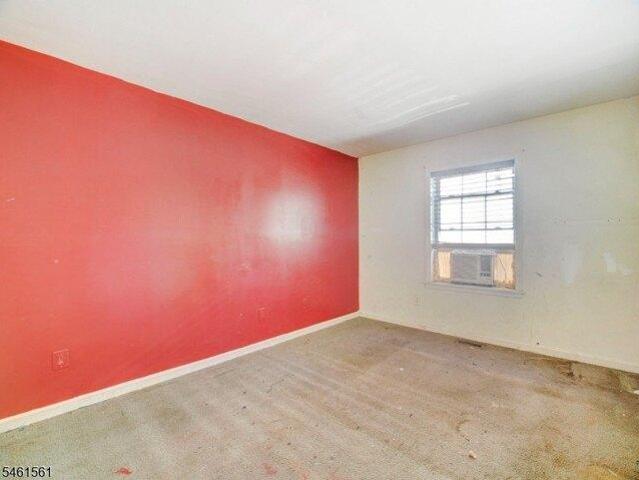 House for sale in East Orange, Essex County