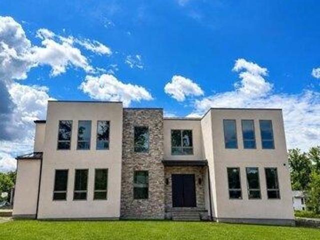 House for sale in Englewood Cliffs, New Jersey