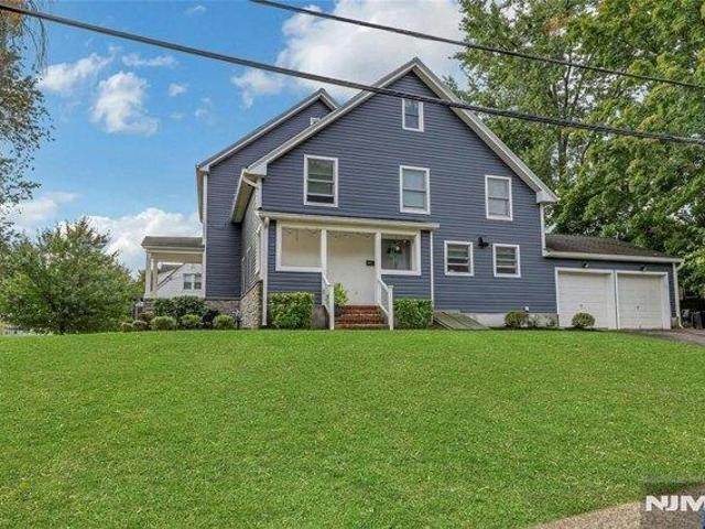 House for sale in Fair Lawn, Bergen County